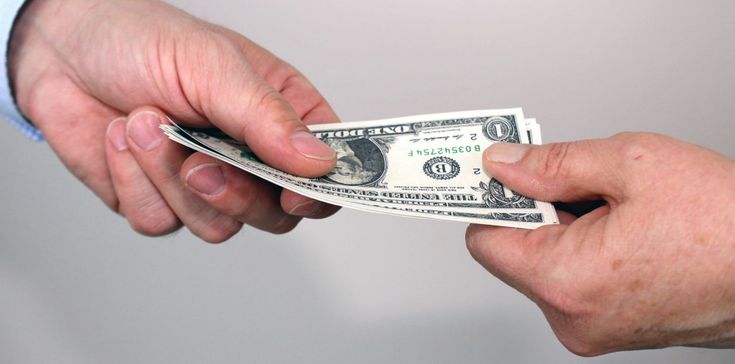 Reclamar-la-comisión-por-retraso-en-el-pago-de-un-préstamo